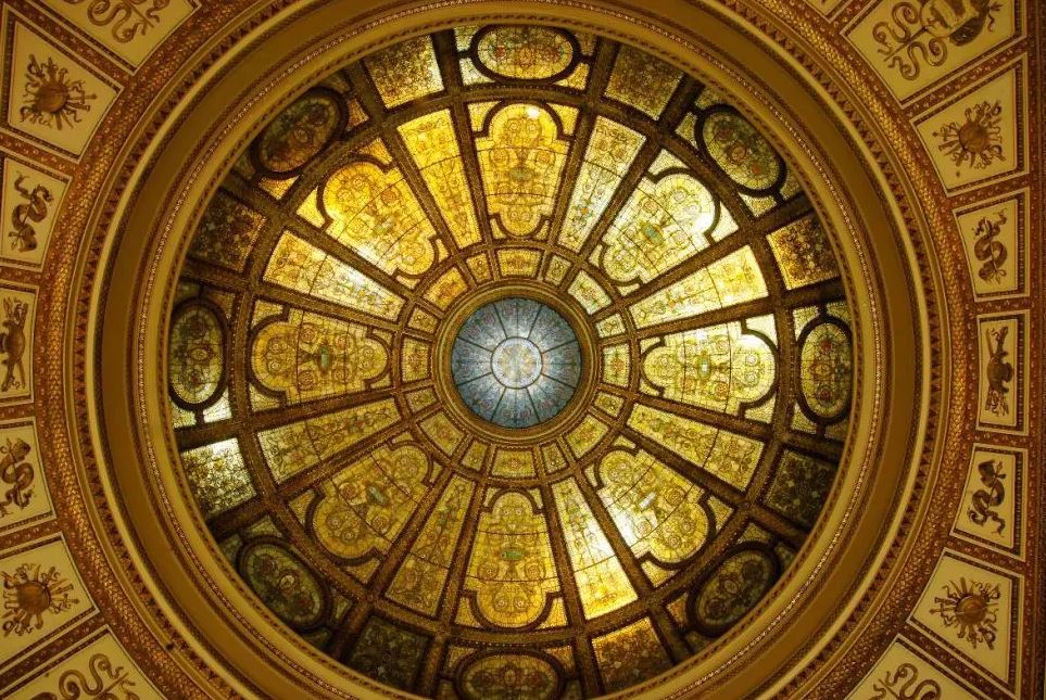 گنبدهای شیشه‌ ای | چالش‌ها و نوآوری‌ها