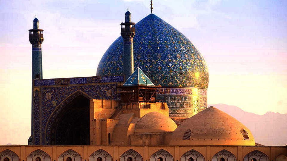 متریال های جذب و پخش صوت برای گنبدها؛ مقایسه مصالح و تاثیر آنها بر کیفیت شنیداری و دوام